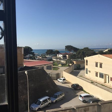 Il Bastione Duca D'Aosta Bed & Breakfast Trapani Dış mekan fotoğraf